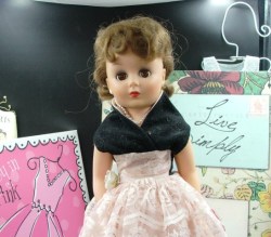 dc fashion doll 2 brunette tops